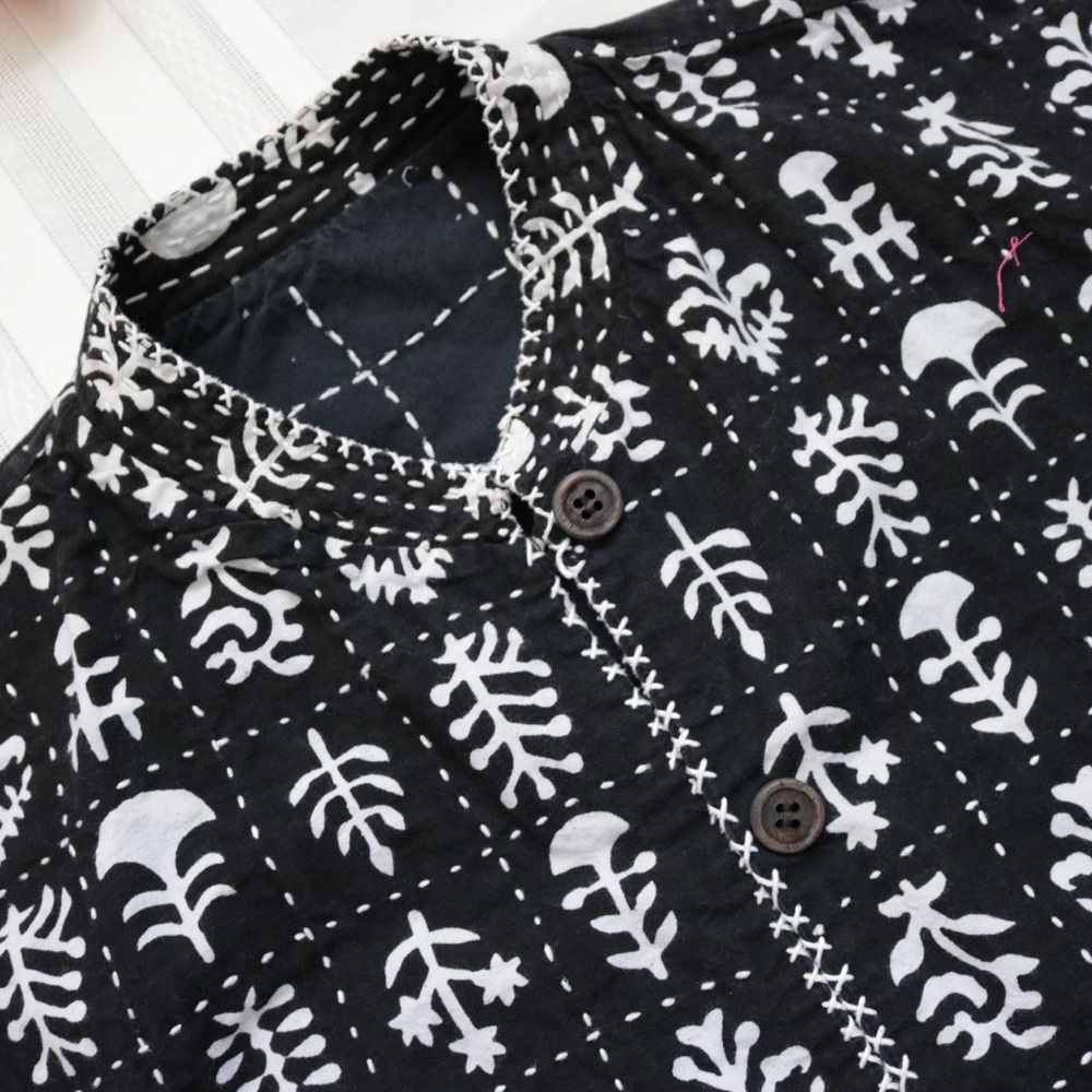 Reversible Black Patterned Coat - image 4